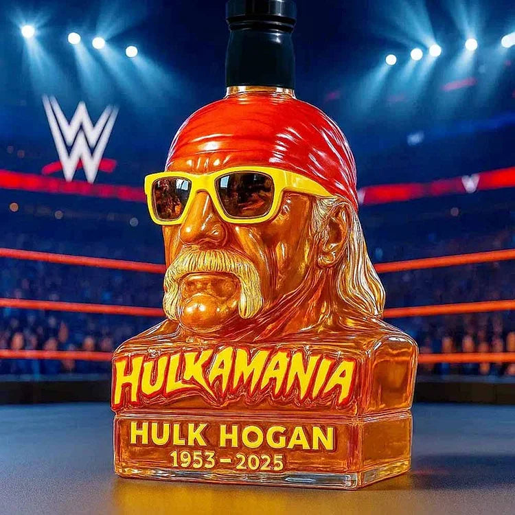 Limitovaná edice sběratelské láhve whiskey Hulk Hogan z roku 1953