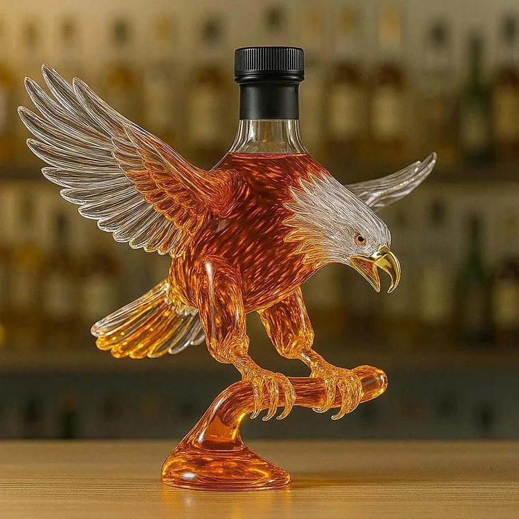 Láhev whisky ve tvaru orla s bílou hlavou