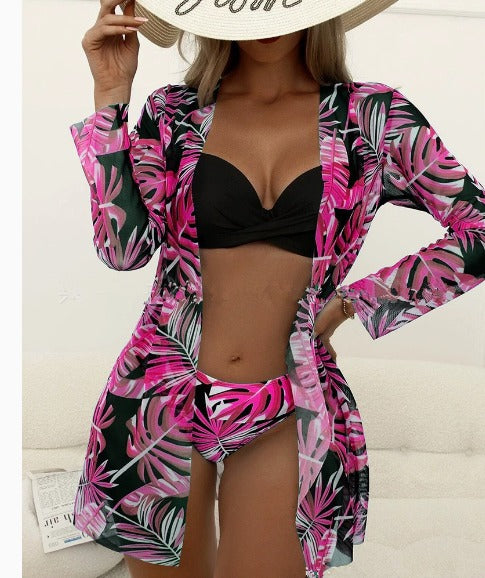 Bali | Bikini s plážovým přehozem