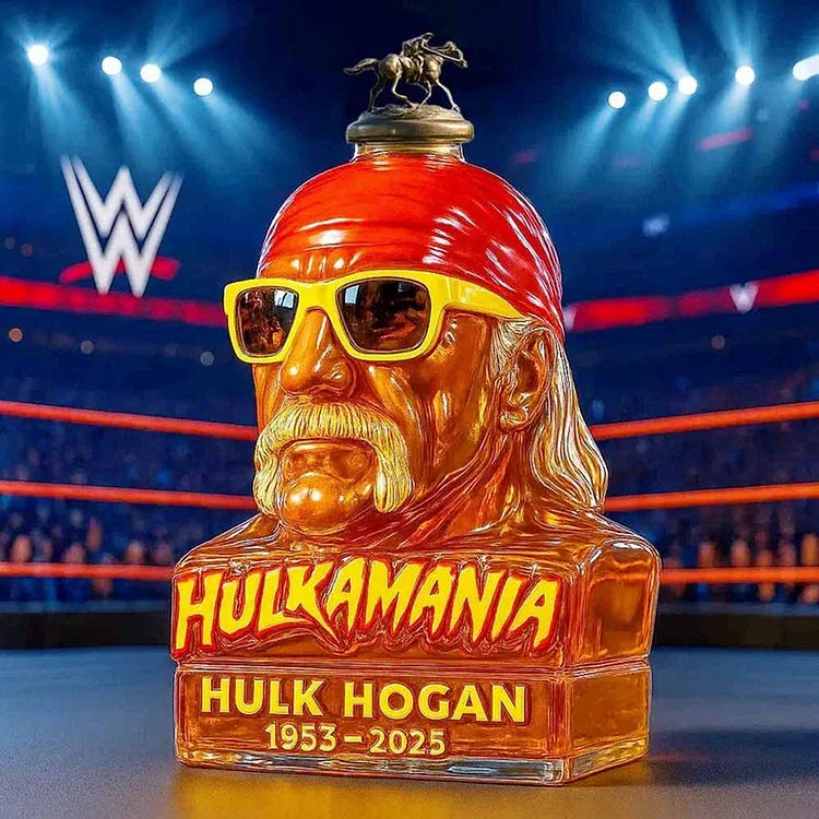 Limitovaná edice sběratelské láhve whiskey Hulk Hogan z roku 1953
