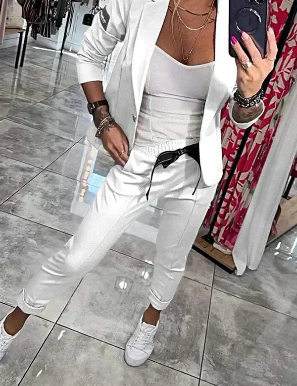 Adriana - Elegantní souprava